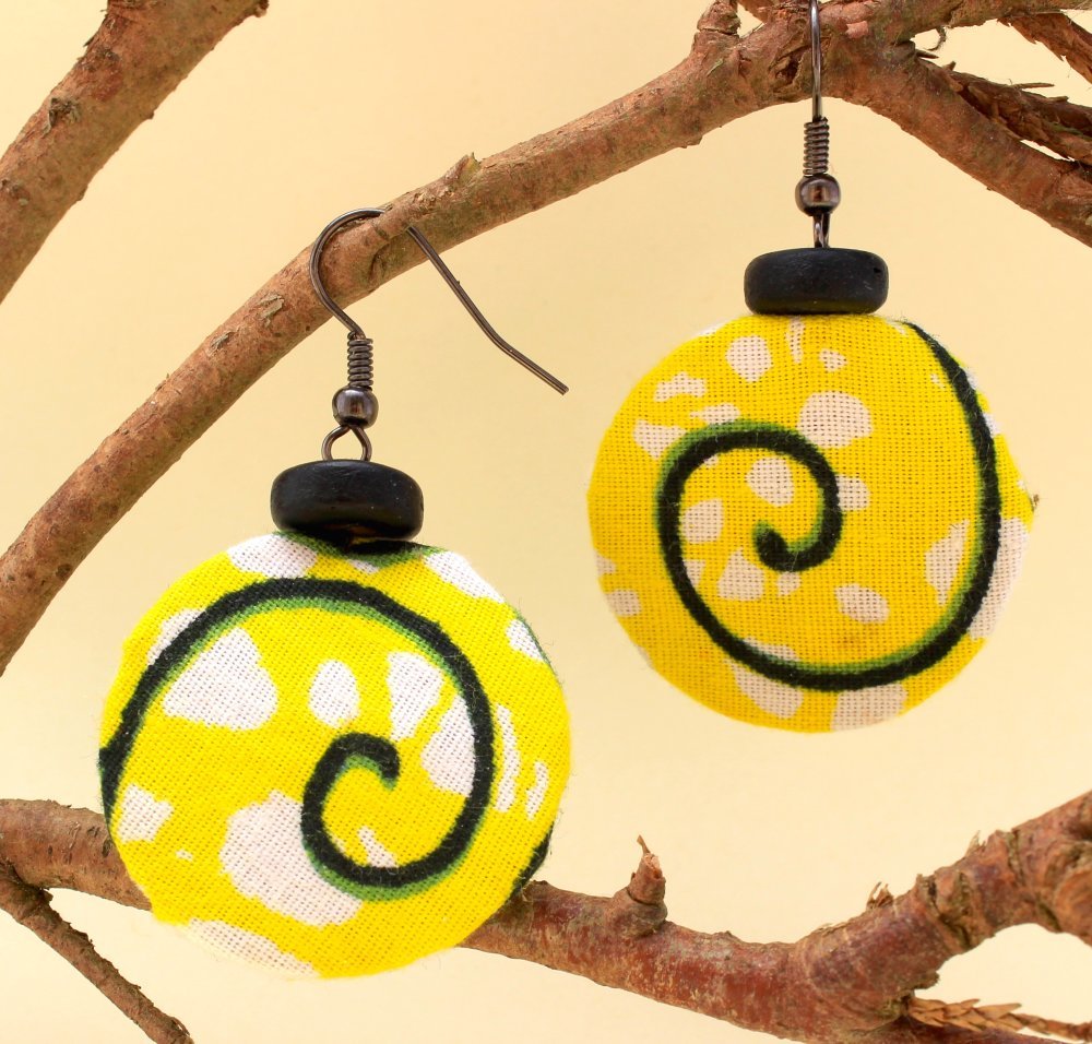 Boucles d'oreilles spirale jaune