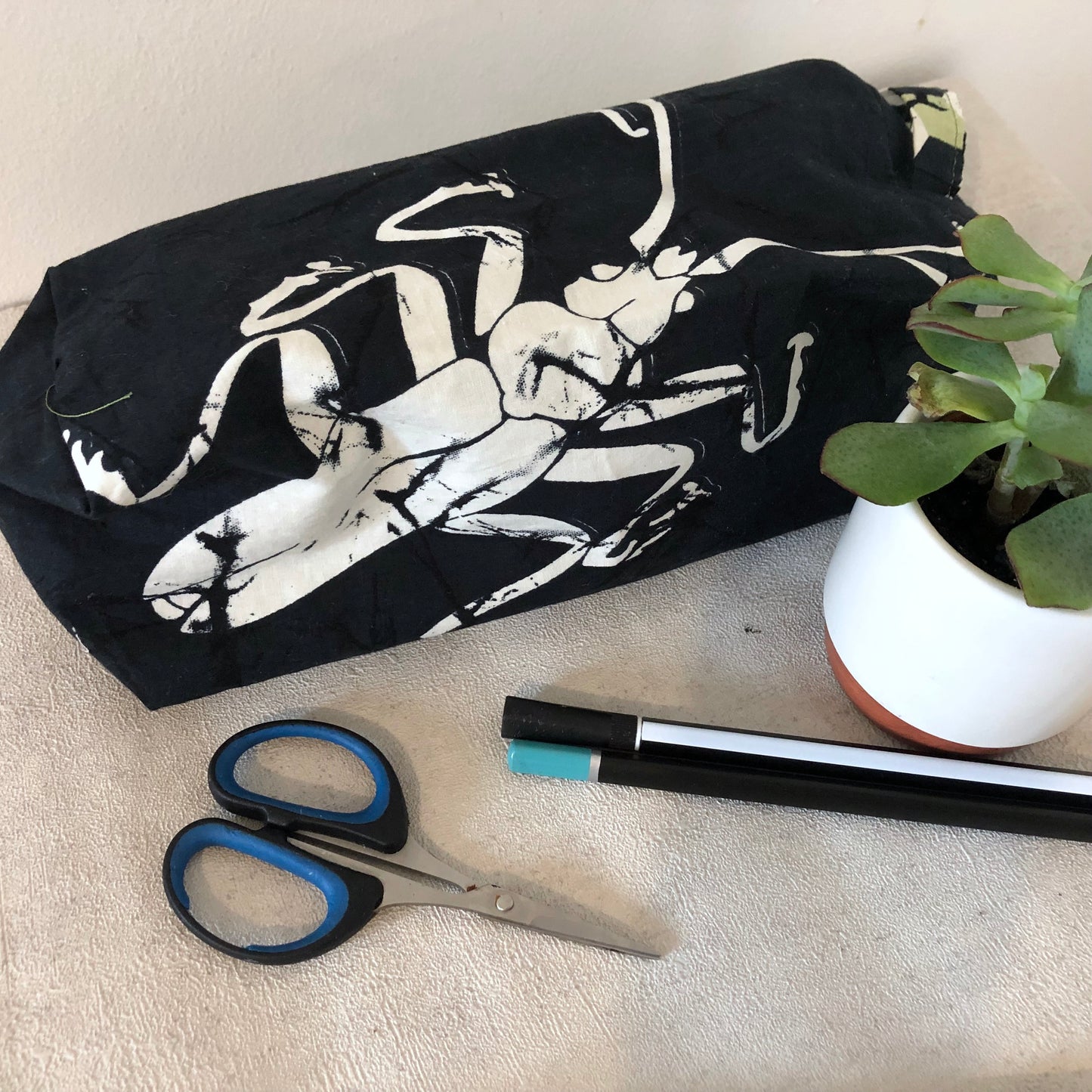 Trousse "scarabé contre le cafard"