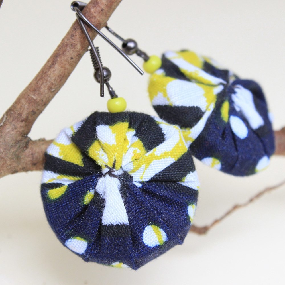 Petites boucles d'oreilles wax "marine"