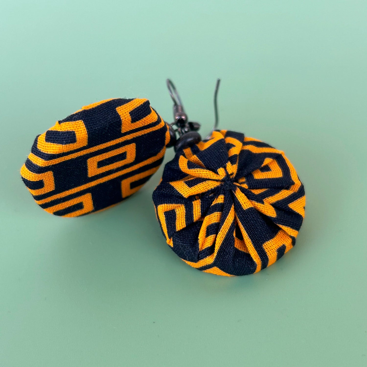 Boucles d'oreilles en tissu upcyclé