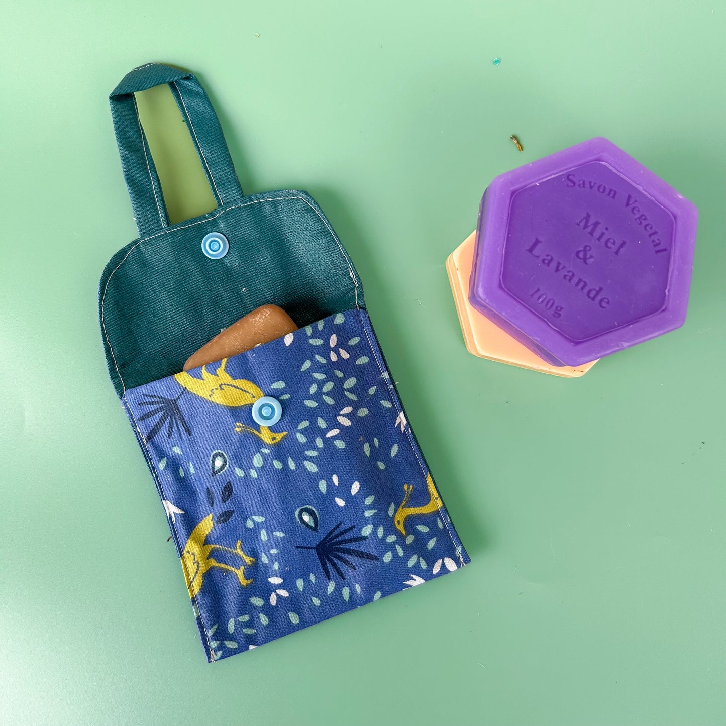 Pochette à savon "oiseau d'ailleurs"