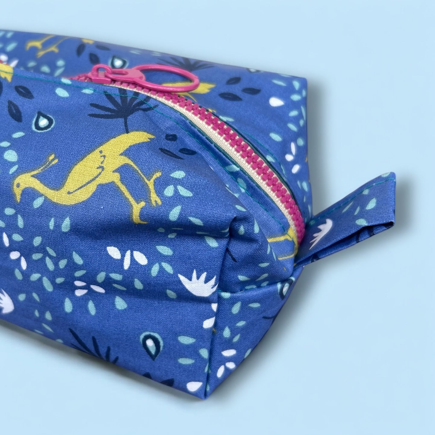 Trousse en tissu enduit oiseaux d'ailleurs