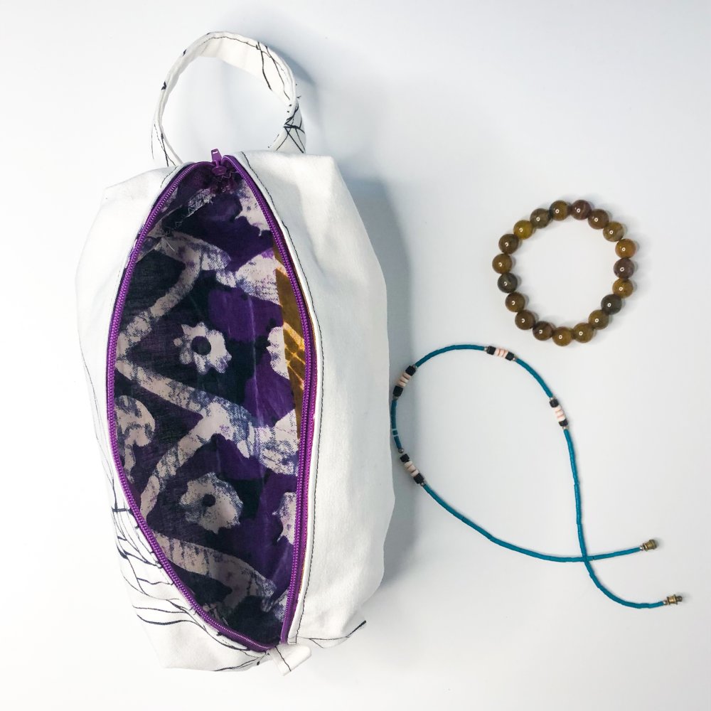 Trousse feuille et encre