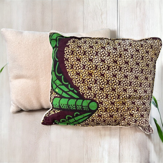 Petit coussin de voyage wax et upcycling d'écharpe