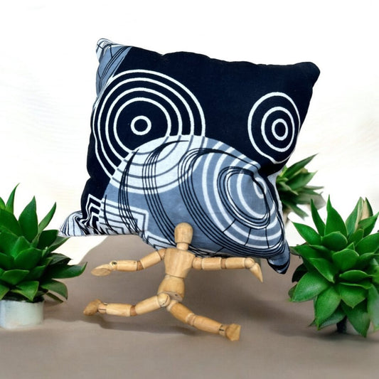 Petit coussin de voyage hypnotique